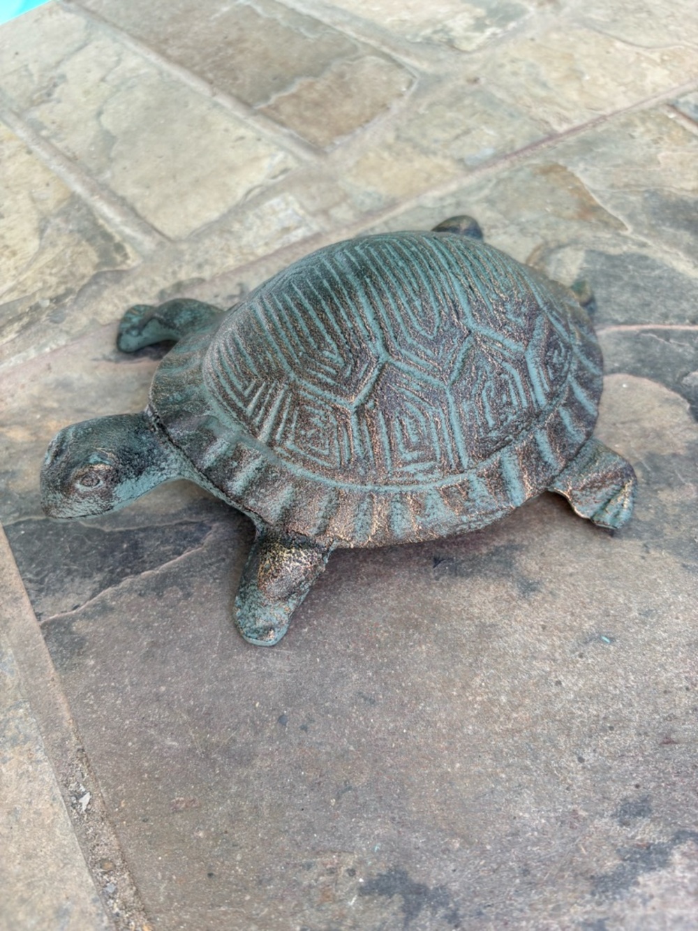 Cast Iron Turtle Figurine - Green Patina - Picture 2 of 4